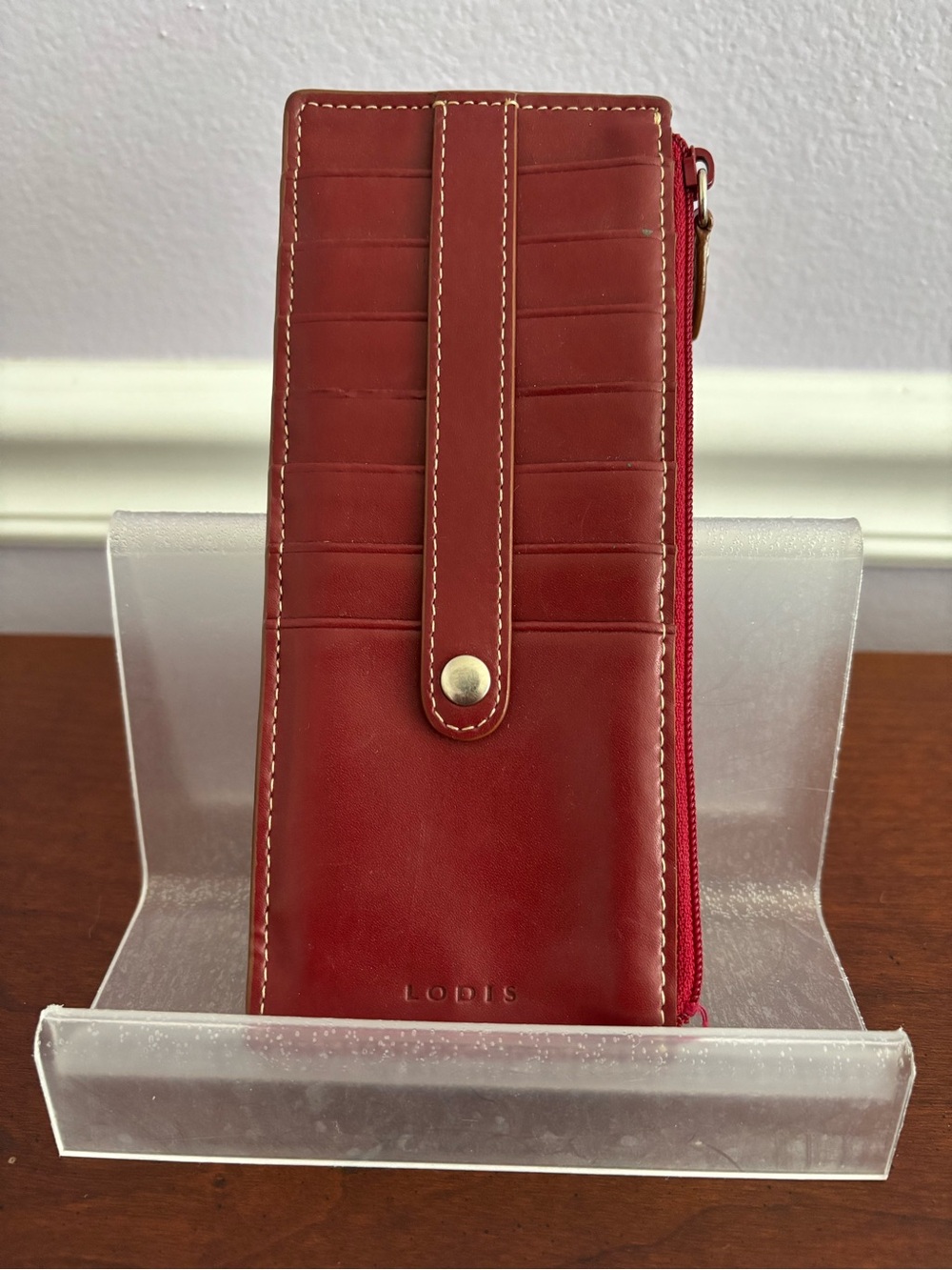 EUC Lodis Leather Slim Wallet | Multi‑Card Organizer | Classic Snap Closure - Picture 2 of 6
